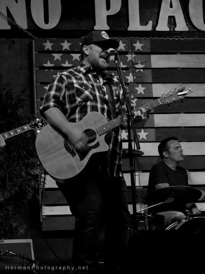 14556705 10206995861166063 8363282894792911087 o jpg opt422x562o0,0s422x562